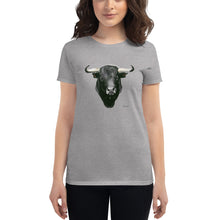 Cargar imagen en el visor de la galería, "Toro" Camiseta Mujeres FS