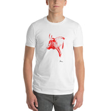 Cargar imagen en el visor de la galería, "Toro Plumilla Rojo" Camiseta Hombres FS