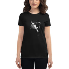 Load image into Gallery viewer, "Toro Plumilla" T-Shirt Women FS
